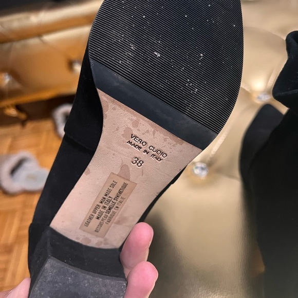 Shoes - Picture 1 of 10